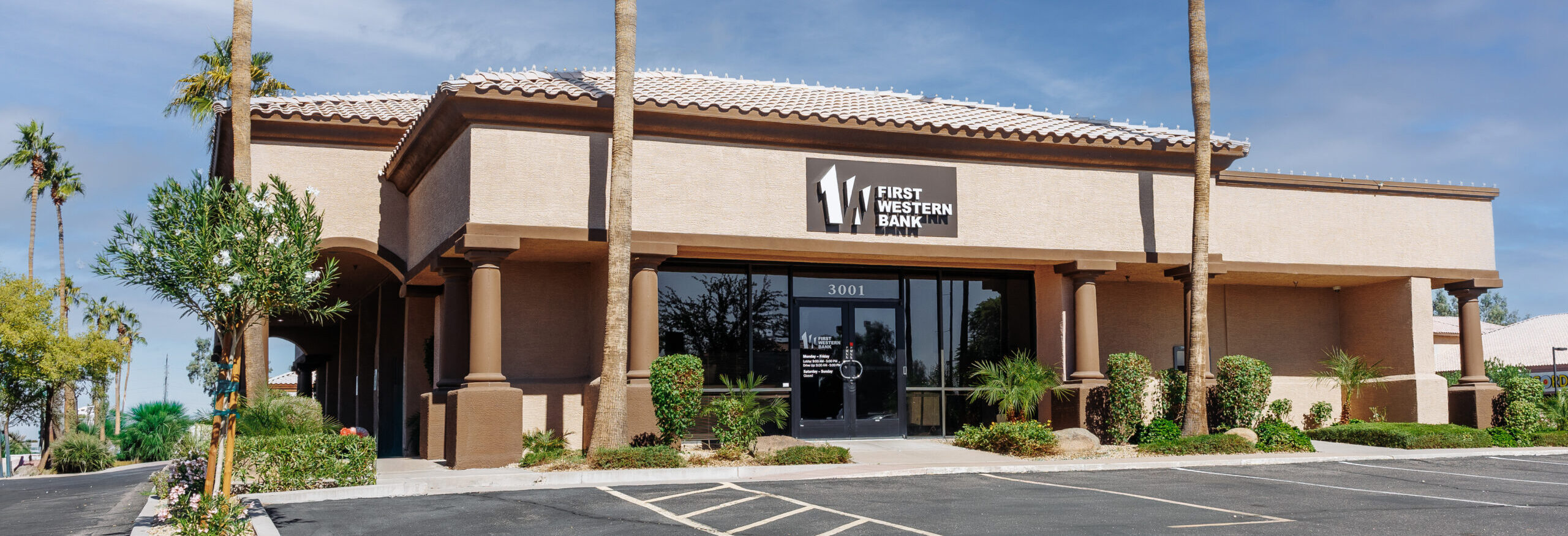 Exterior Photo of First Western Bank in Chandler, AZ